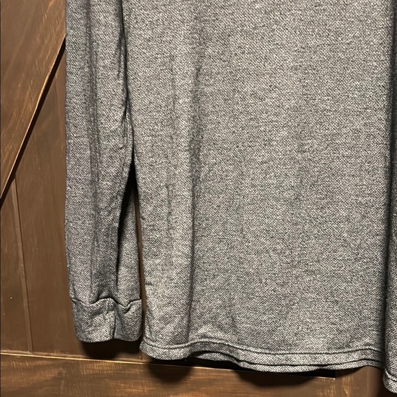 32 Degrees Gray Long Sleeve Tee Soft Heathered Fabric …Heat - Picture 5 of 7